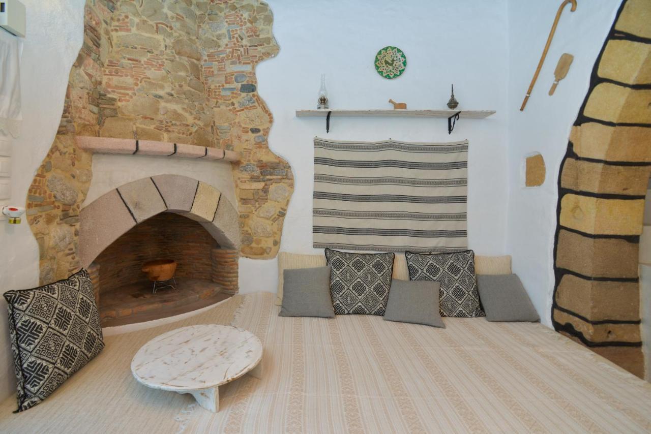 Rhodes Archangelos Traditional Village House In With Private Yard エクステリア 写真